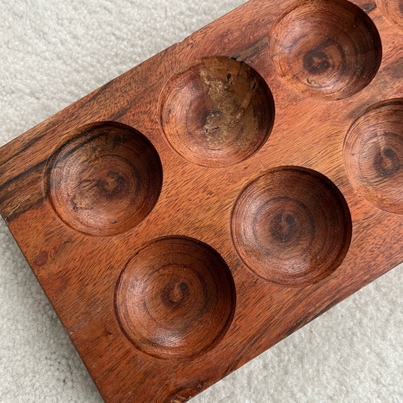 Gorgeous teakwood decor item. Multiple uses- olive tray. Small jewelry i… - Picture 2 of 7